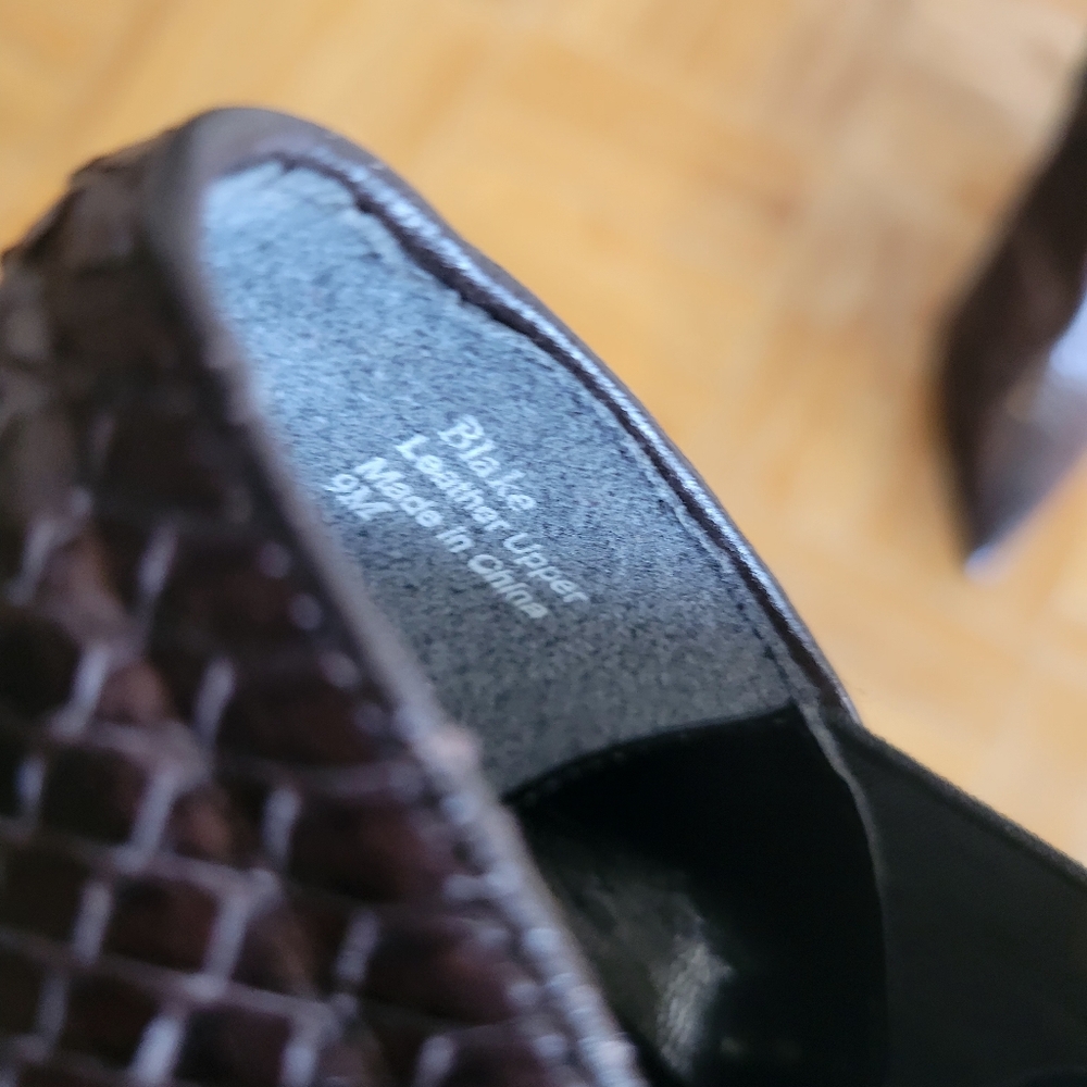 J.Renee Snakeskin Patterned Heels in Brown Size 9 - Picture 5 of 7